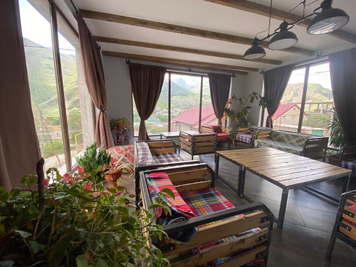 Veranda Guesthouse Kazbegi Eksteriør bilde