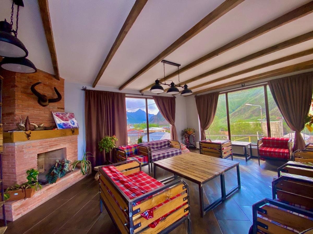 Veranda Guesthouse Kazbegi Eksteriør bilde
